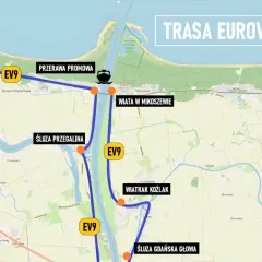 Mapa szlaku rowerowego EuroVelo 9 z zaznaczonymi śluzami, promem i wiatrakiem.