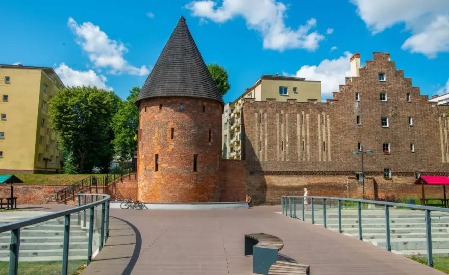 Baszta Czarownic w Słupsku - historia, architektura i zwiedzanie
