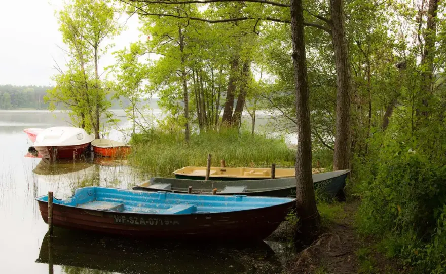 Sierakowski Park Krajobrazowy - jeziora, szlaki i weekend