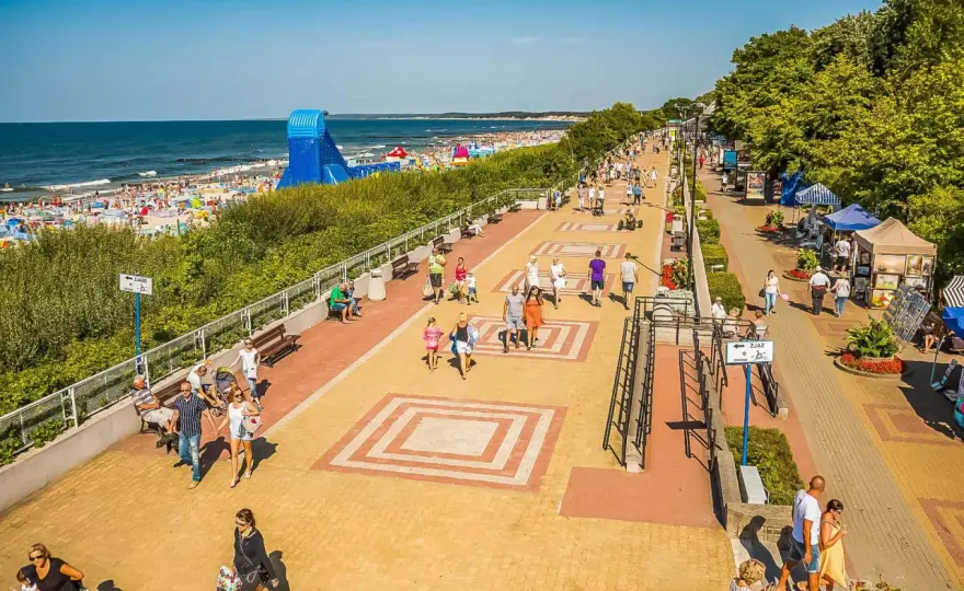 Promenada w Ustce od portu do parku - trasa i atrakcje